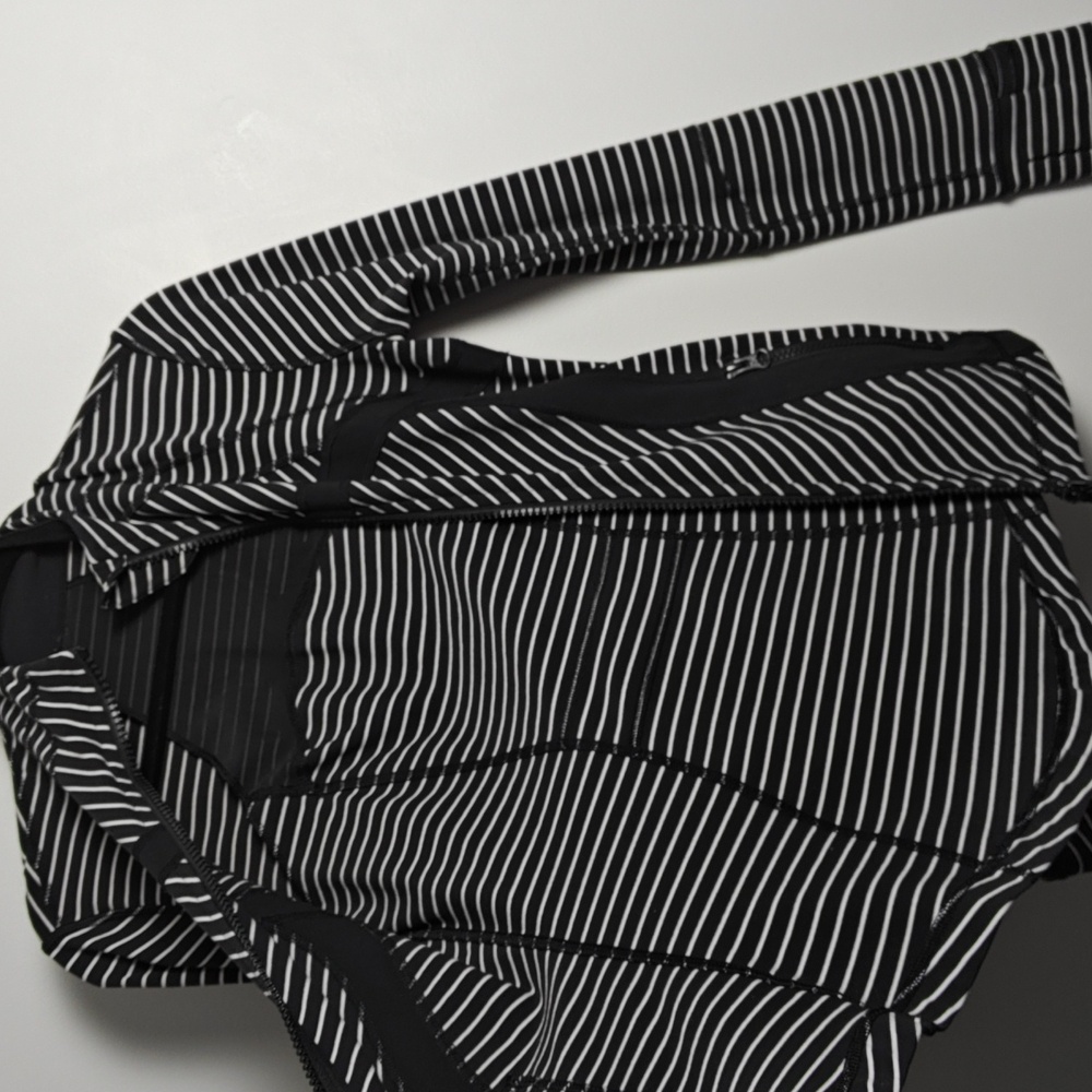 LULULEMON Define Jacket Full Zip Parallel Striped Black and White Size 6 - Picture 7 of 16